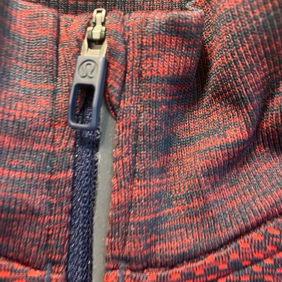 Lululemon Metal Vent tech 1/2 zip - Picture 10 of 12